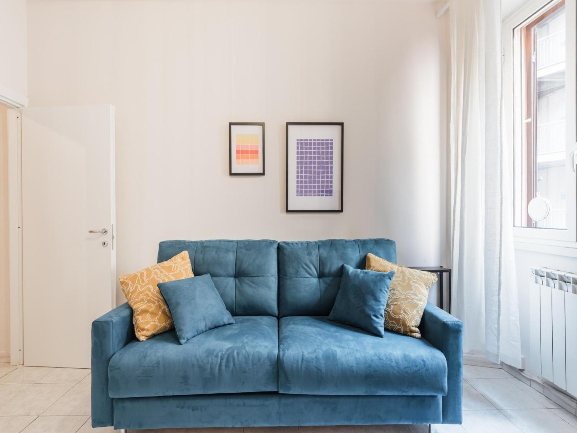 The Best Rent - Spacious One-Bedroom Apartment Near Colosseum Рим Экстерьер фото